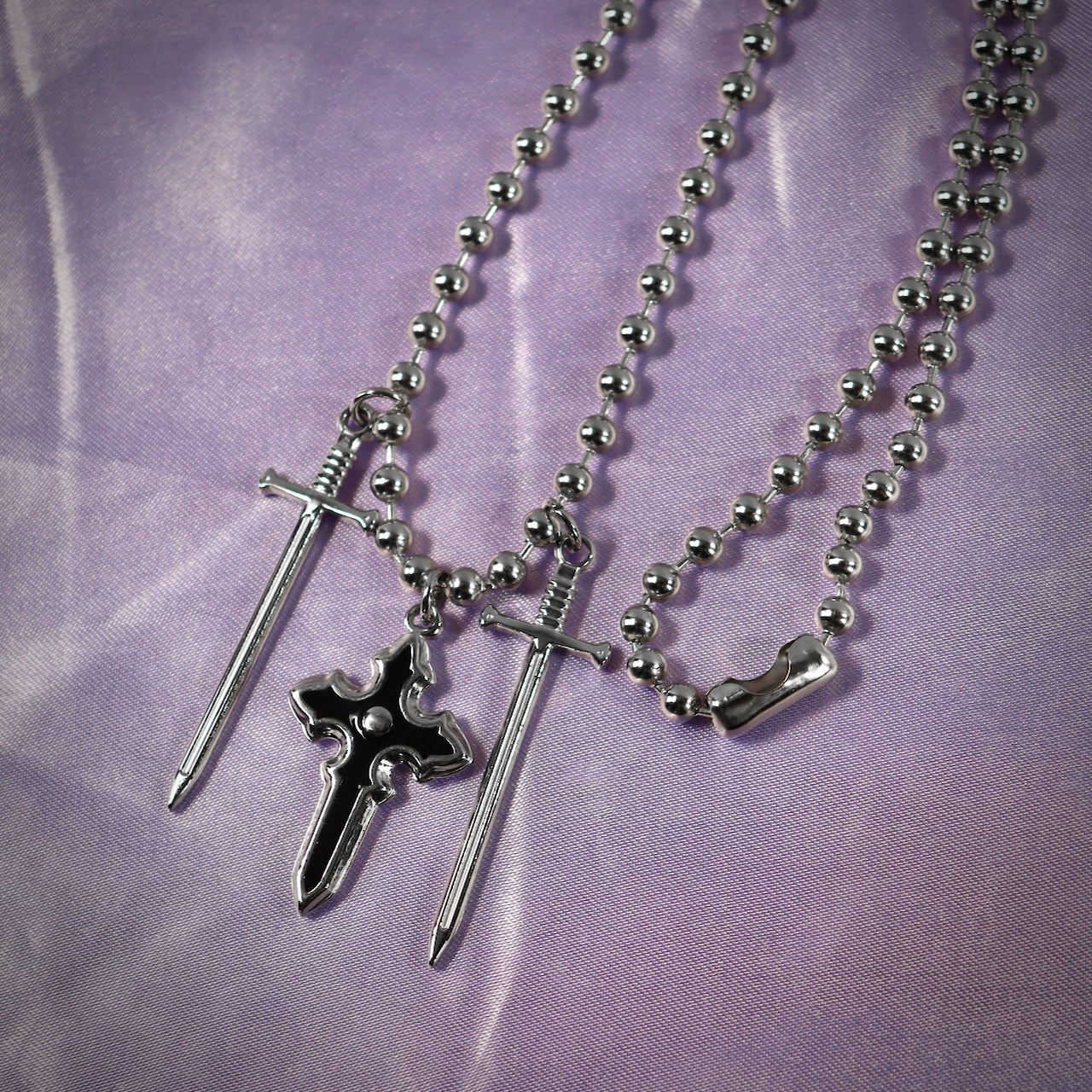 Gothic Ballchain ♱